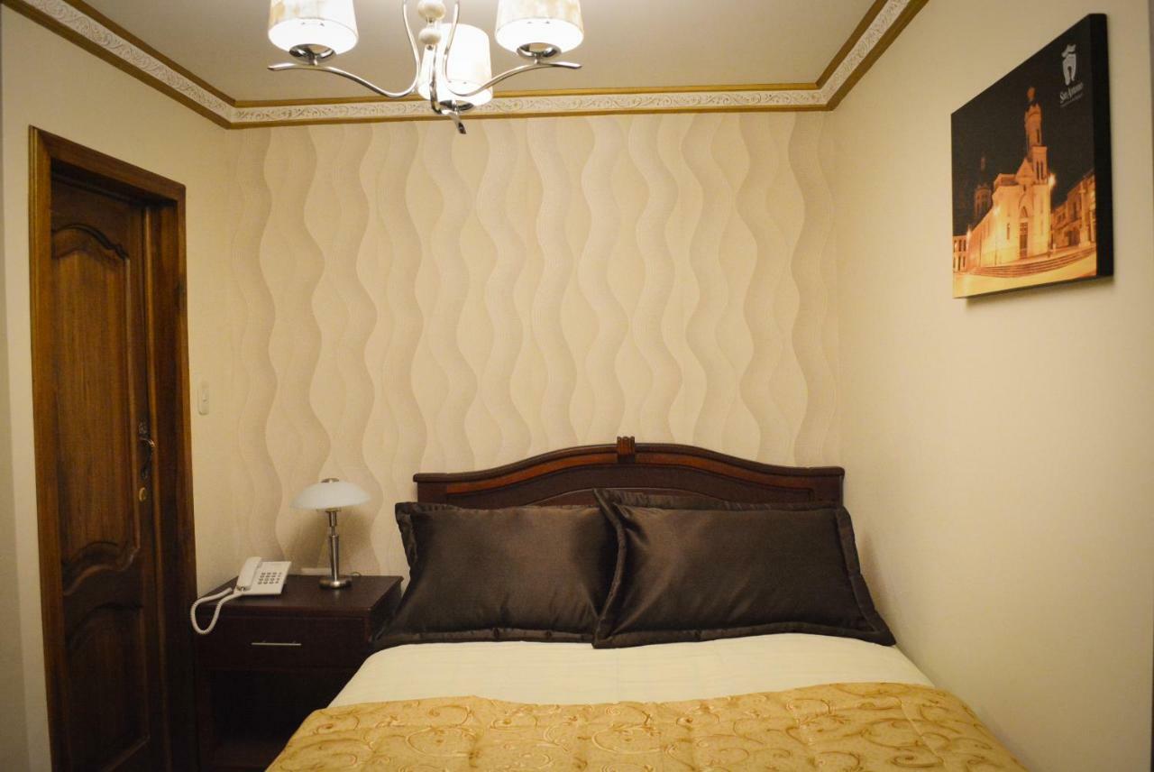 Hotel San Antonio 昆卡 外观 照片